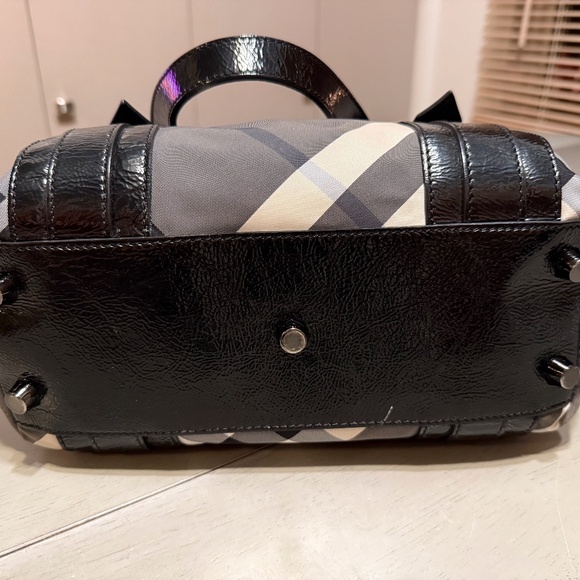 Burberry Black and Cream Plaid Satchel - Picture 3 of 11